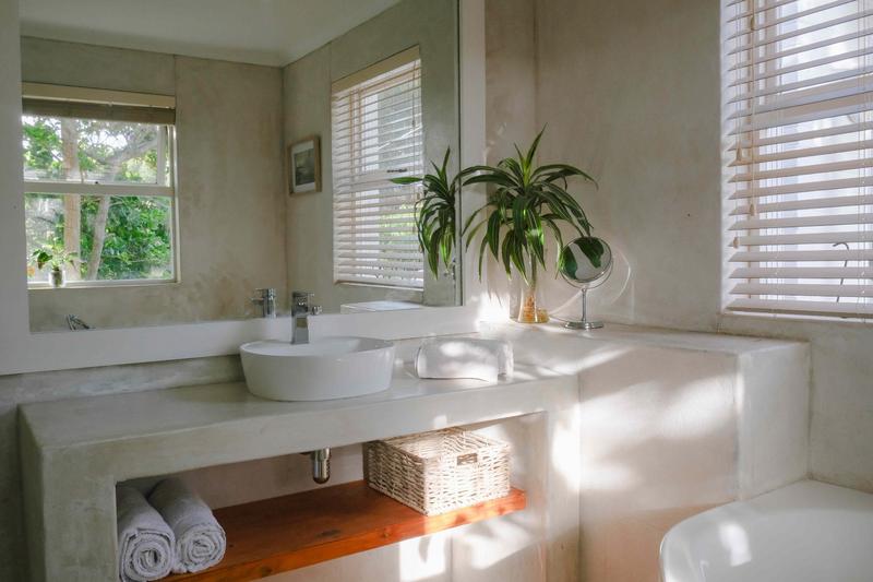 To Let 4 Bedroom Property for Rent in Bokkemanskloof Western Cape